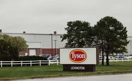 Szefowie zakładali się, ilu pracowników zachoruje. Skandal w USA