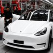 Tesla z rekordem, ale poniżej planu. Sukces w Norwegii, kara w Korei