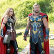 Natalie Portman i Chris Hemsworth w filmie „Thor: Miłość i grom”