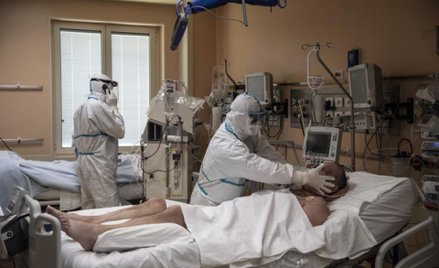 Koronawirus: lekarze w kwarantannie zmuszani do pracy