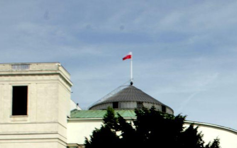Eks-poseł Gadzinowski pisze powieść o Sejmie