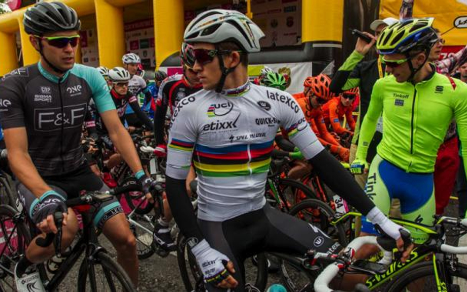 Michał Kwiatkowski (w środku) i Rafał Majka (z prawej) – polskie nadzieje na piękne lato z Tour de F