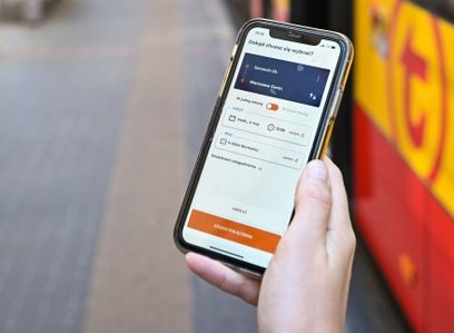 Pasażerowie PKP Intercity skorzystają z promocyjnych cen komunikacji miejskiej w Warszawie