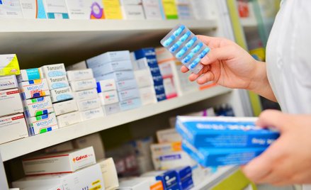 Deficyt leków to nie wina rządu