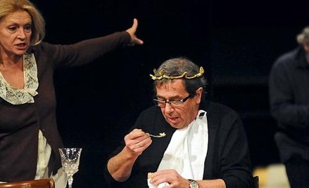 Janusz Gajos przekonuje, że dzięki premierze „Romulusa Wielkiego” w Polonii będziemy mogli zastanowi