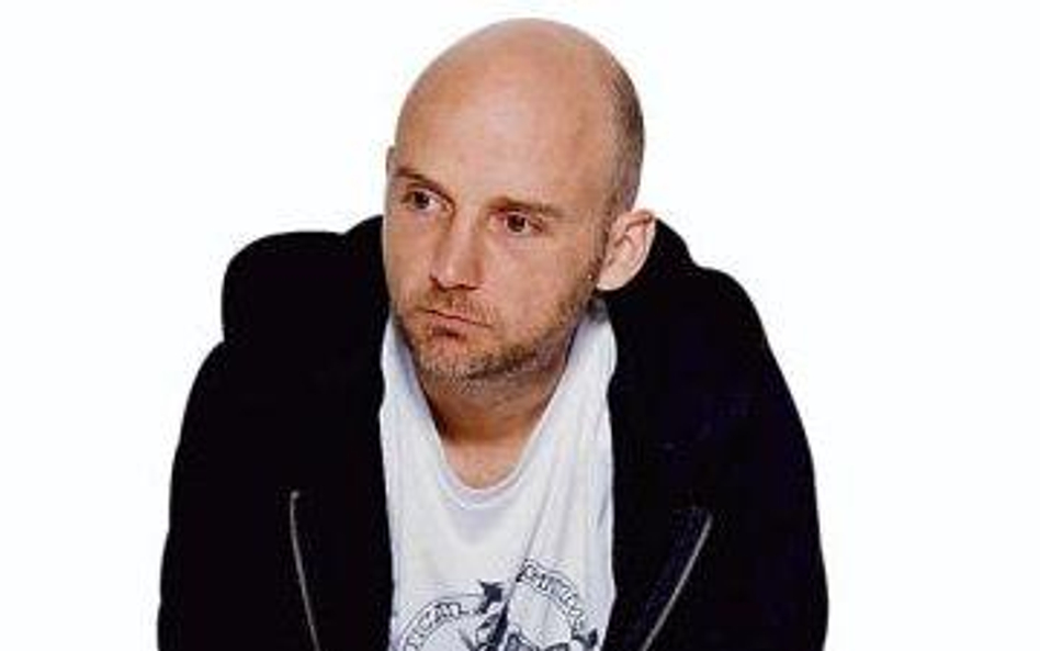 Moby spopularyzował muzykę elektroniczną, łącząc ją z soulowym śpiewem i gitarami