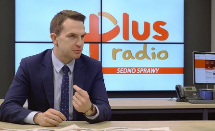 Adam Szłapka wygrał sprawę przeciw TVP. Domagał się informacji o zarobkach dziennikarzy