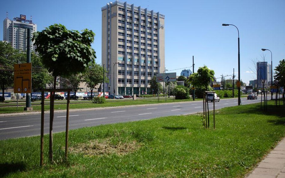 IPN sprzedany i sparaliżowany