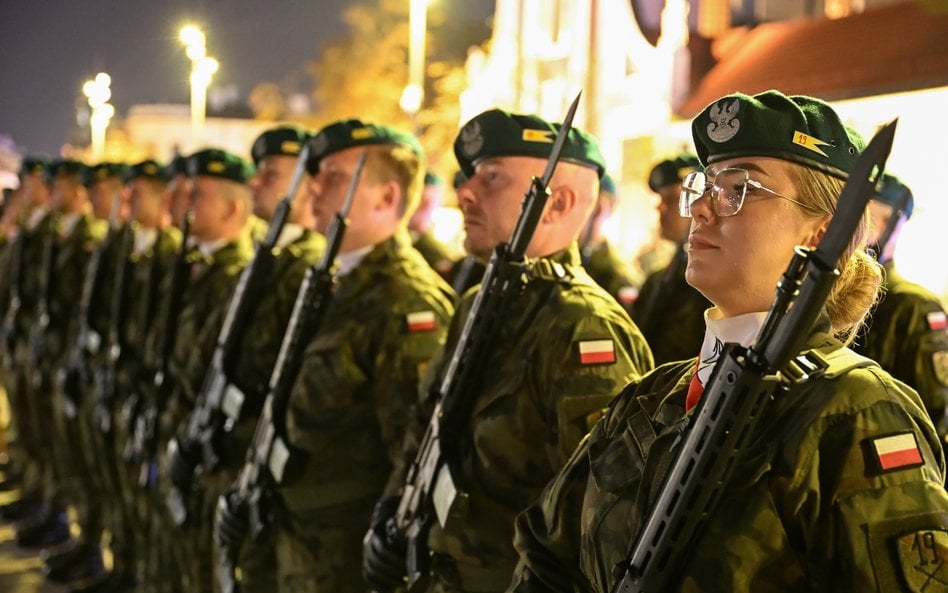 Czy przeszkolenie wojskowe powinno być obowiązkowe?