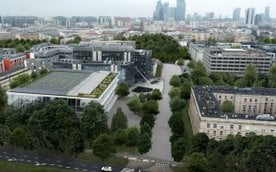 Wizualizacja inwestycji z lotu ptaka - widok od strony południowej w kierunku kampusu