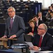 Jean-Claude Juncker szef Komisji Europejskiej (z lewej) ipierwszy wiceprezes Komisji Frans Timmerman