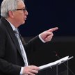 Juncker wzywa do walki z "fake newsami". I wymienia Orbana