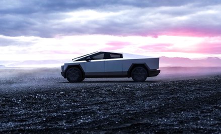 Tesla Cybertruck startuje w USA z ceną od 49 890 dolarów