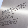MEN monitoruje "wzrost zachorowalności wśród nauczycieli"