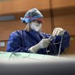 Spadek liczby pacjentów z COVID-19 podłączonych do respiratorów