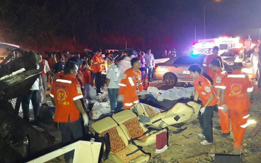 Tajlandia – wypadek autokaru w prowincji Nakhon