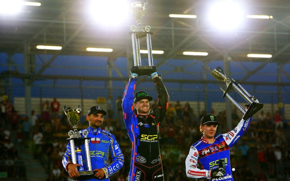 Podium w Gorzowie Wlkp. Od lewej: Bartosz Zmarzlik (2. miejsce), Brady Kurtz (1. miejsce) i Daniel B