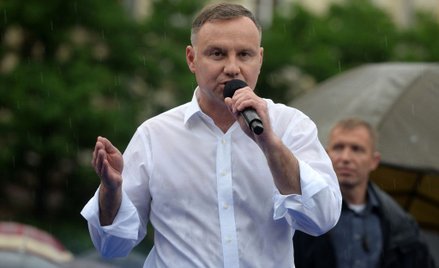 Prezydent Duda w defensywie
