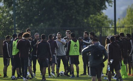 Maluma z piłkarzami reprezentacji Kolumbii