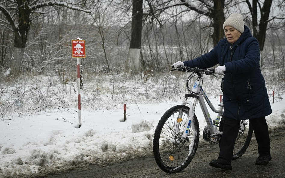 Śnieg przykryje Kijów. W stolicy Ukrainy wciąż brakuje prądu