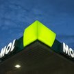 MOL kupił 16 stacji benzynowych na Słowacji i sieć 9 restauracji na Węgrzech