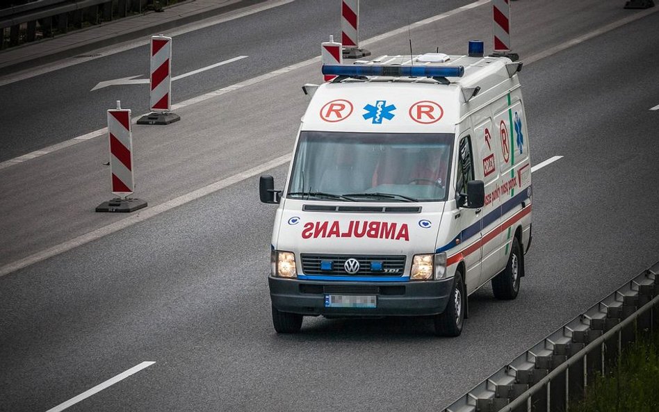 Zachodniopomorskie: Bus uderzył w pieszych. Sześcioro rannych