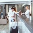 Półmetek wakacji - gości w hotelach nie ubywa, choć ceny rosną coraz szybciej