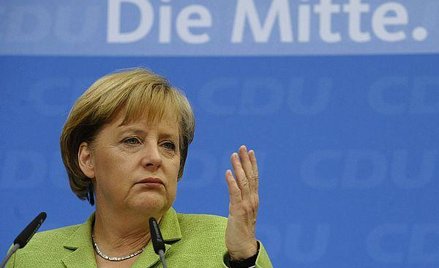 Merkel blokuje euroobligacje