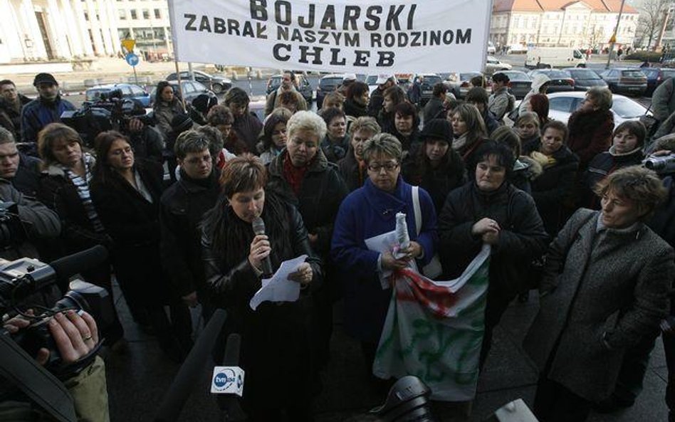 Manifestacja żon strajkujących górników z kopalni "Budryk" w Ornontowicach
