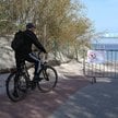 RCB: Plaże w Ustce zamknięte z powodu zanieczyszczenia ropopochodnego