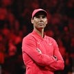 W Las Vegas przed gromadą gwiazd filmu i sceny Rafael Nadal (na zdjęciu) zagrał przesuniętą o rok po