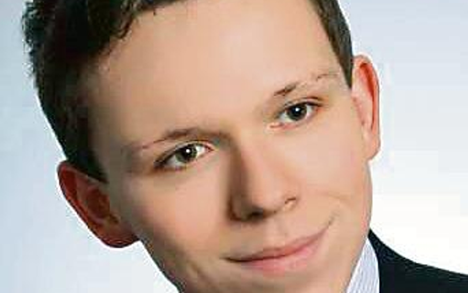 Adam Wosik konsultant w Deloitte Doradztwo Podatkowe (biuro w Warszawie)