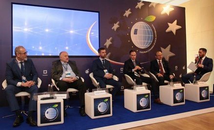 Samorządy oczekują kompleksowych rozwiązań w zakresie ogrzewania – zgodzili się uczestnicy dyskusji.