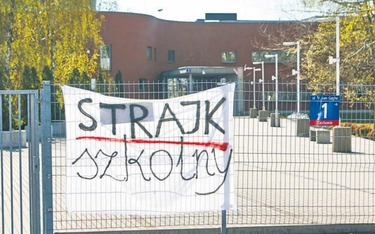 Samorządy w cieniu strajku nauczycieli
