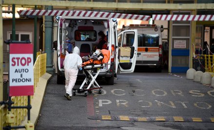 COVID bije w Europę: 1,5 mln zakażeń w tydzień. Rekordy w Polsce