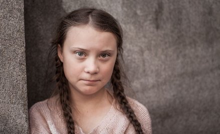 Pomnik Grety Thunberg stanął przed uniwersytetem w Anglii