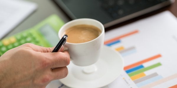 Ile filiżanek kawy dziennie można bezpiecznie wypić? Eksperci podali liczbę