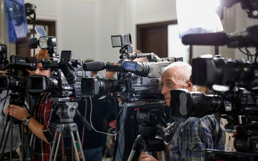 Media narodowe z większą liczbą akredytacji w Sejmie