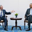 Obama i Castro składają broń