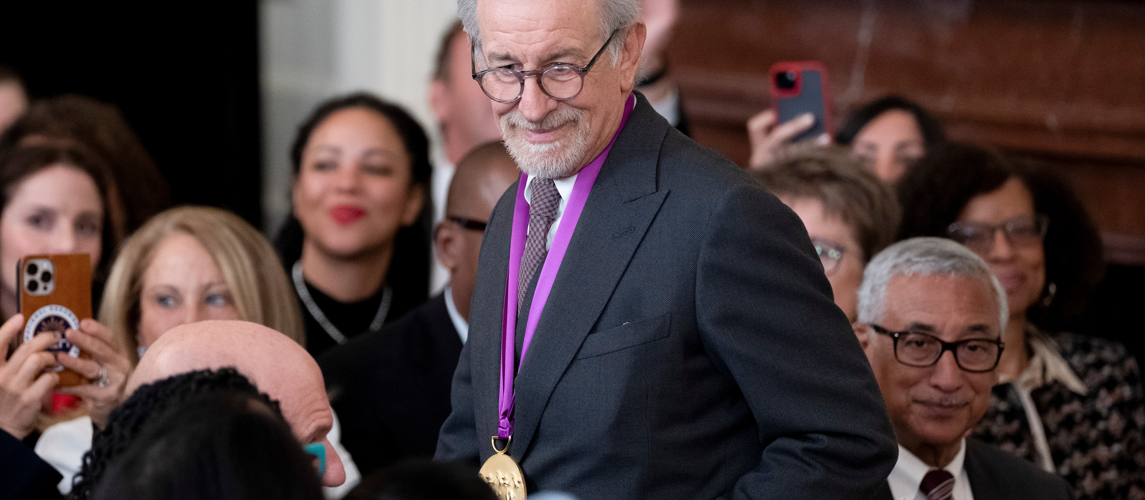 Tajemniczy film Spielberga zapowiada się na hit lata