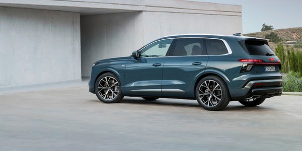 Nowe Audi Q7 z jednym silnikiem w ofercie. Jedynym słusznym