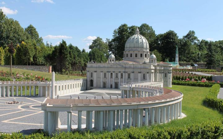 Miniatura Bazyliki św Piotra w Watykanie tworzona była przez niemal rok.