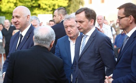 Prezes Jarosław Kaczyński i politycy Prawa i Sprawiedliwości, m.in. europoseł Joachim Brudziński, pr