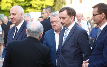 Prezes Jarosław Kaczyński i politycy Prawa i Sprawiedliwości, m.in. europoseł Joachim Brudziński, pr
