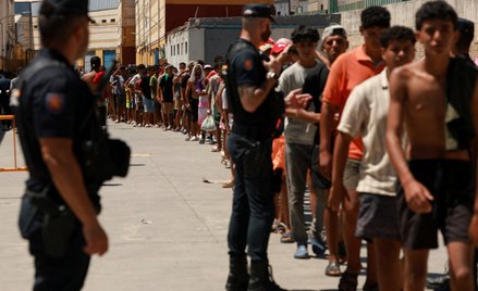 Migranci na terytorium Hiszpanii w Ceucie