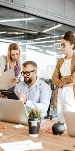 Zdaniem ekspertów kluczowe z punktu widzenia motywacji i pięcia się po szczeblach kariery jest posia