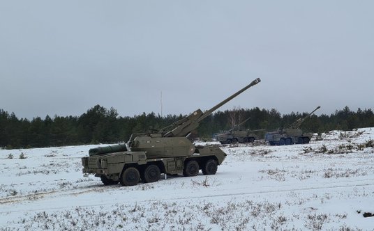 Słowackie 155 mm armatohaubice ZUZANA miałyby trafić na Ukrainę na mocy umowy komercyjnej.