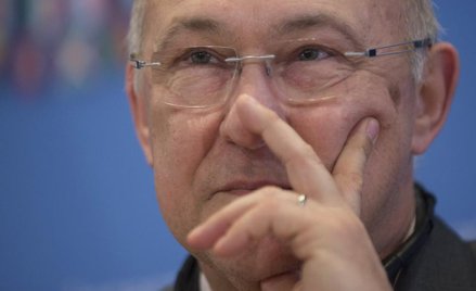 Minister Michel Sapin pociesza Francuzów