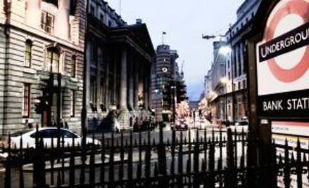 Zagraniczny bank tylko u siebie płaci podatek od odsetek z polskich obligacji