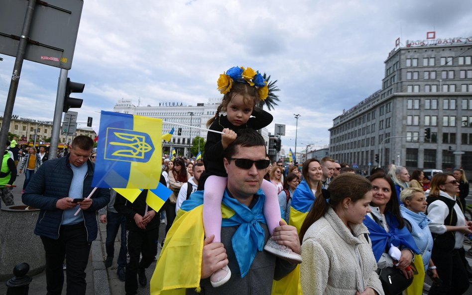 Sondaż: uchodźco, chcesz zostać w Polsce? Pracuj